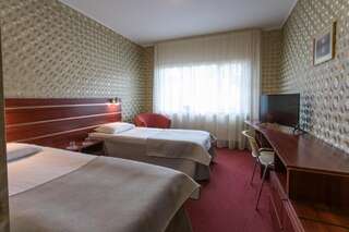 Отель Peetrimõisa Villa Hotell Вильянди Стандартный двухместный номер с 2 отдельными кроватями-5